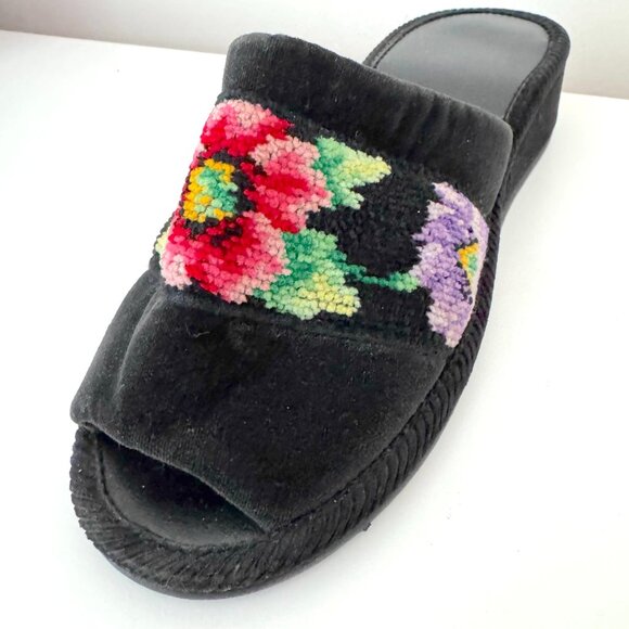 Feiler Women Black Heeled Slippers - Picture 5 of 10